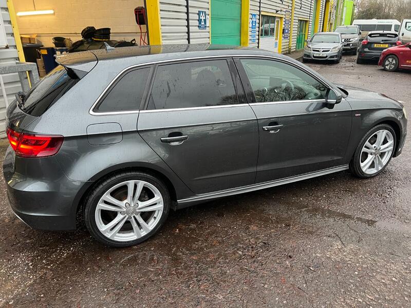 View AUDI A3 1.4 TFSI CoD S line 