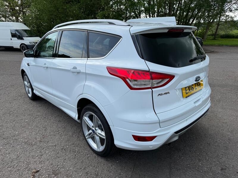 FORD KUGA