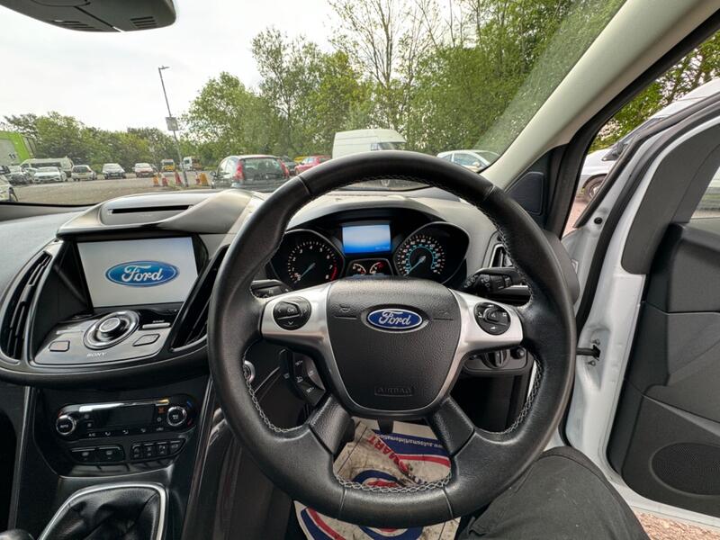 FORD KUGA
