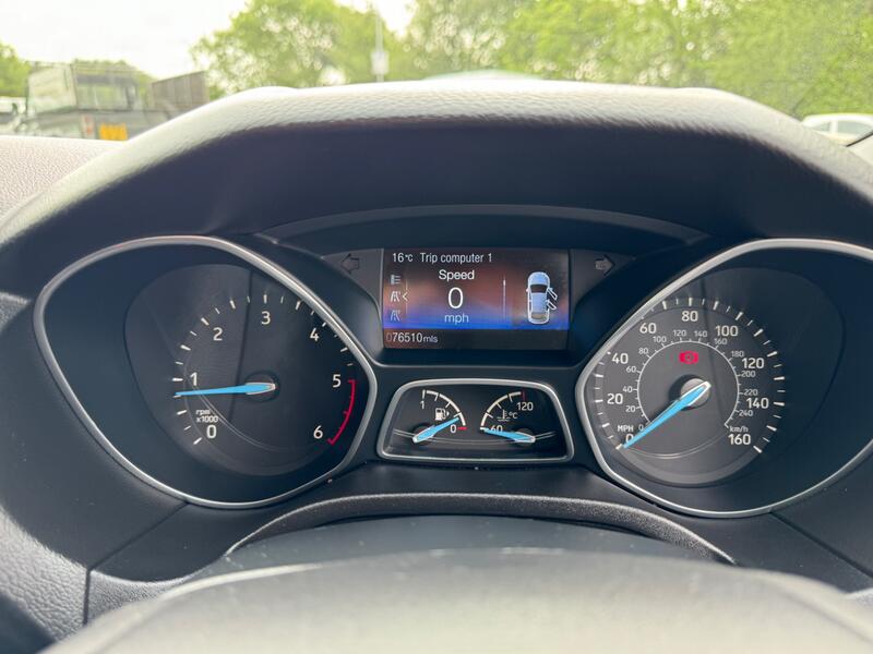 FORD FOCUS