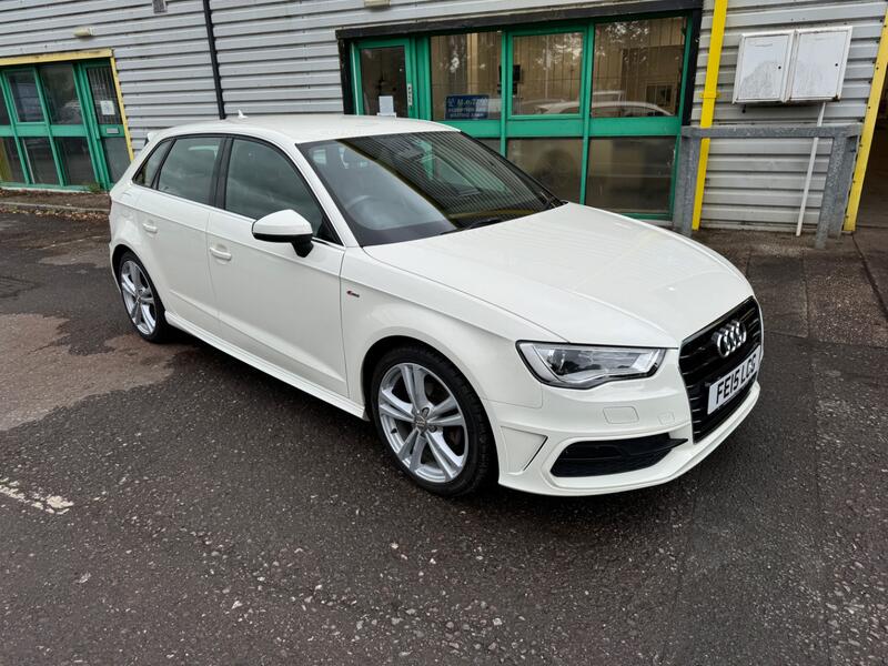 View AUDI A3 1.6 TDI S line