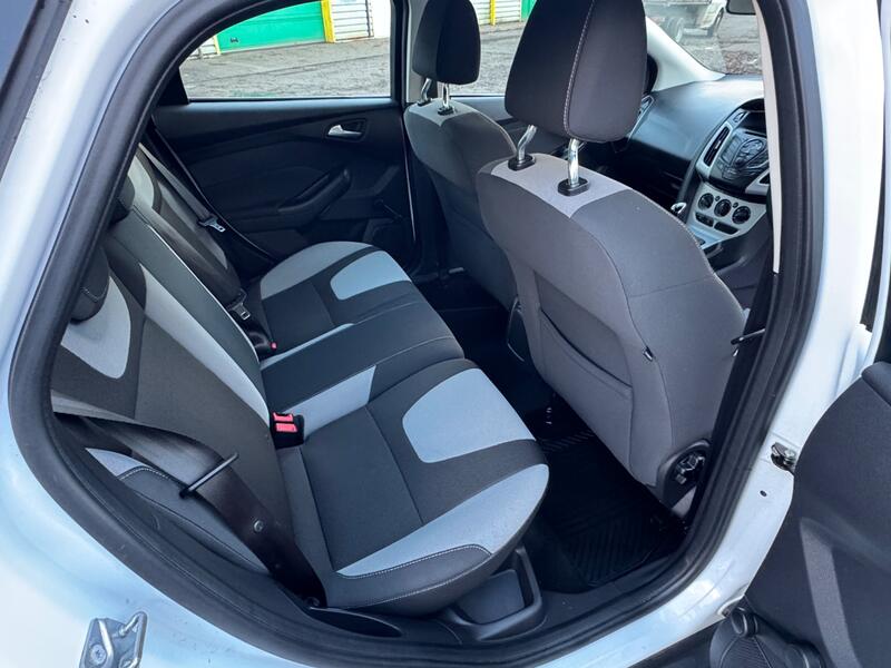 FORD FOCUS