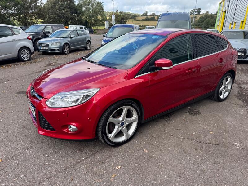 View FORD FOCUS 1.6 T EcoBoost Titanium X