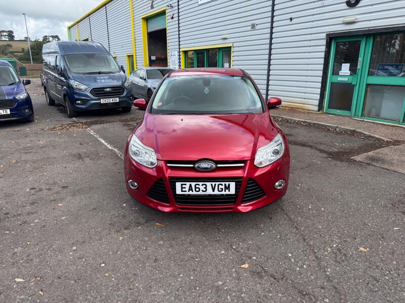 View FORD FOCUS 1.6 T EcoBoost Titanium X