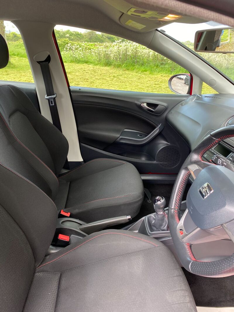 SEAT IBIZA