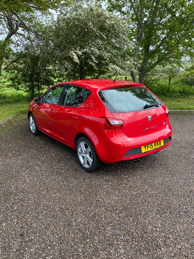 SEAT IBIZA
