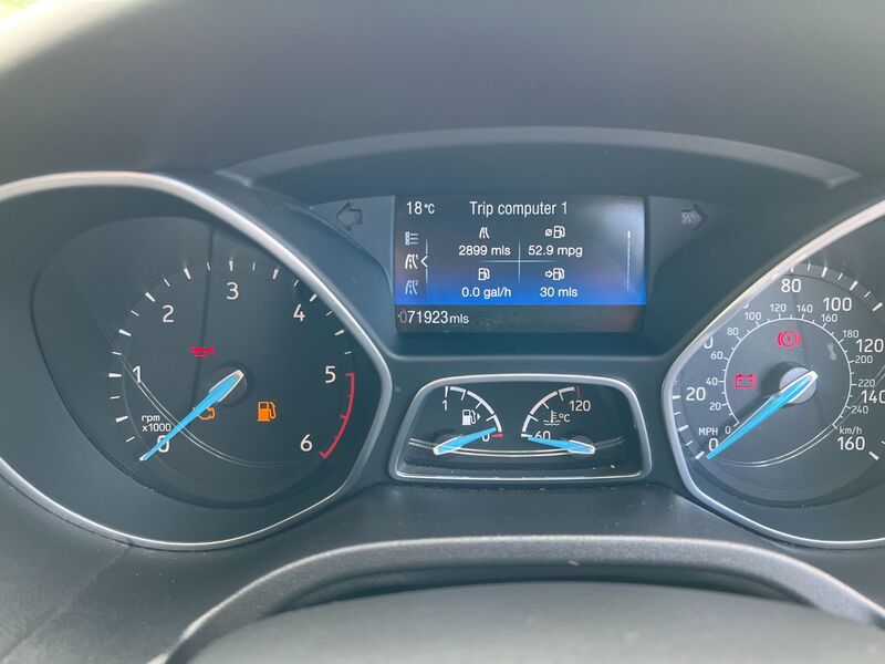 FORD FOCUS