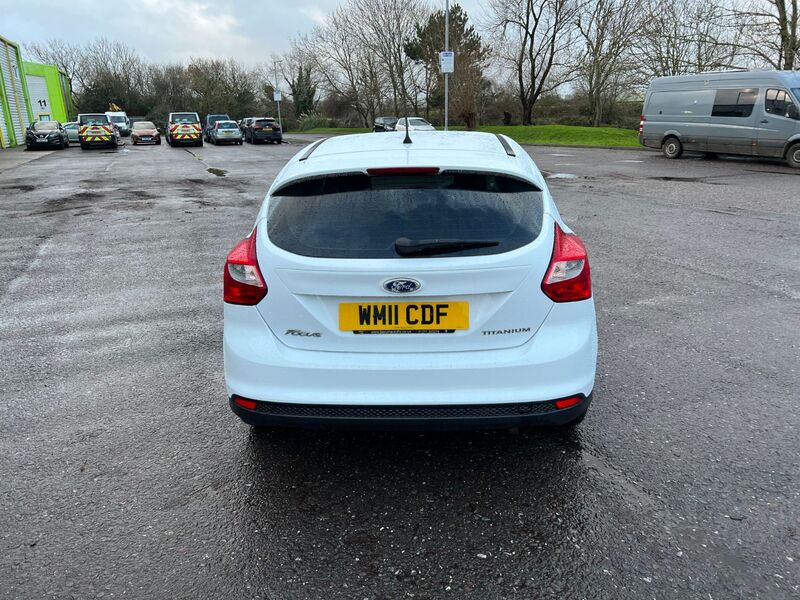 FORD FOCUS