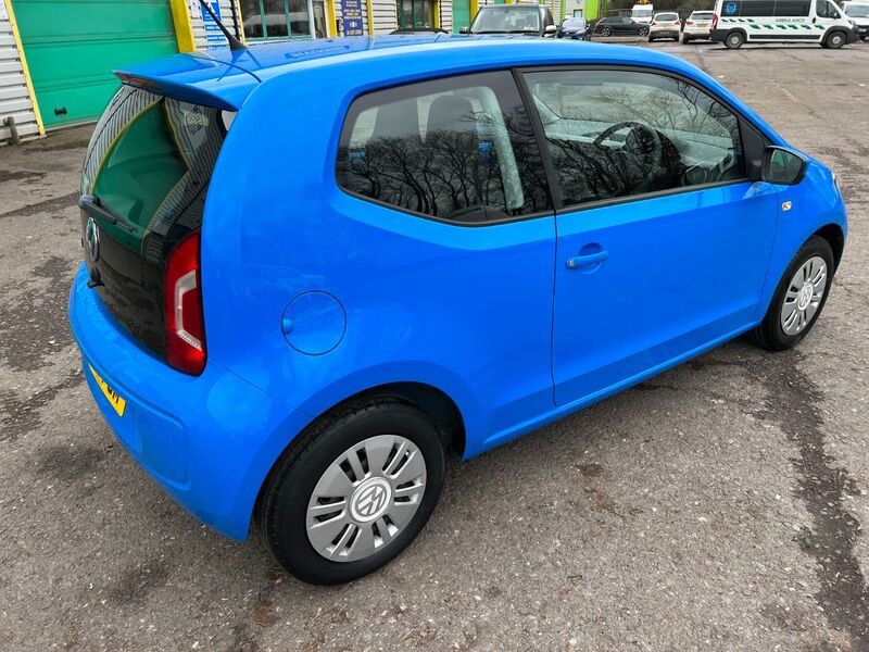 VOLKSWAGEN UP