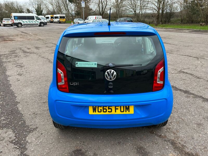 VOLKSWAGEN UP