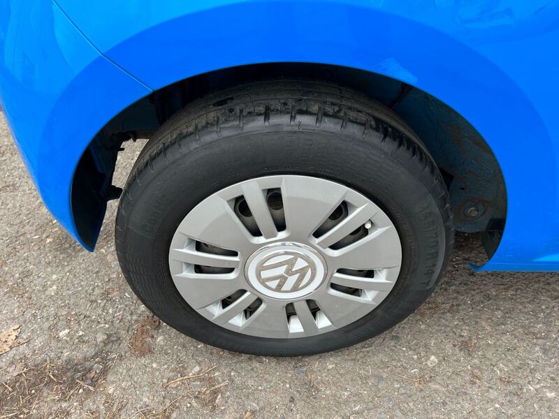 VOLKSWAGEN UP