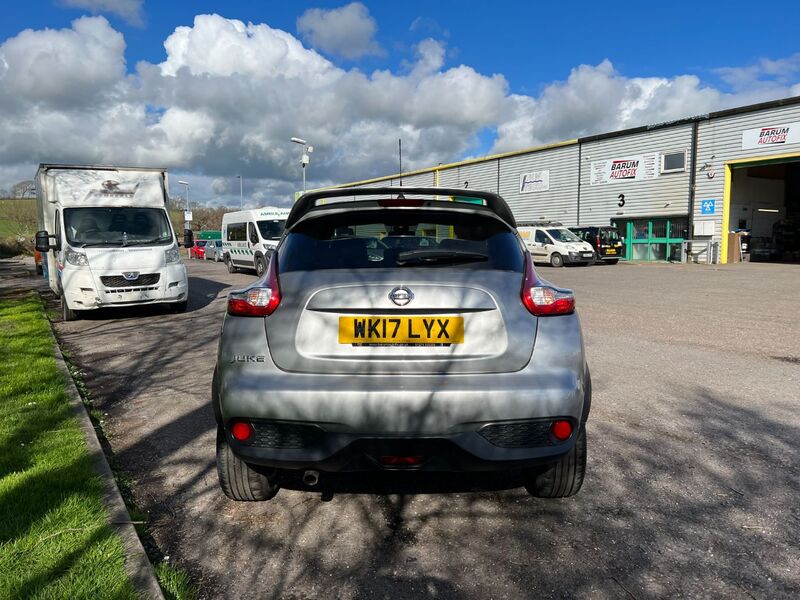 NISSAN JUKE