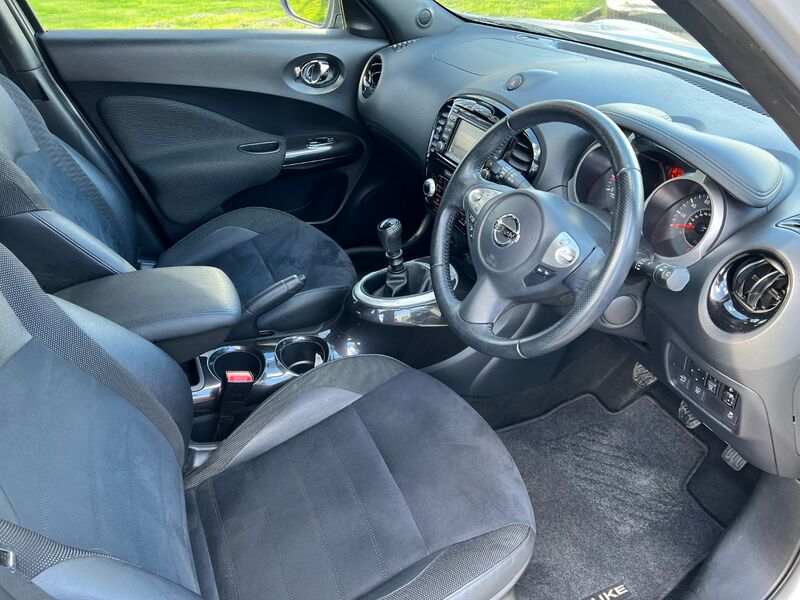 NISSAN JUKE