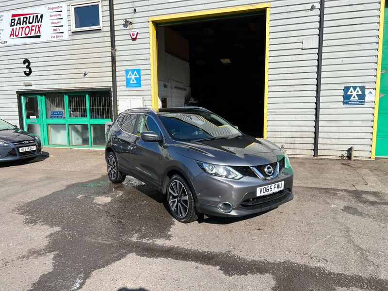 View NISSAN QASHQAI DCI TEKNA