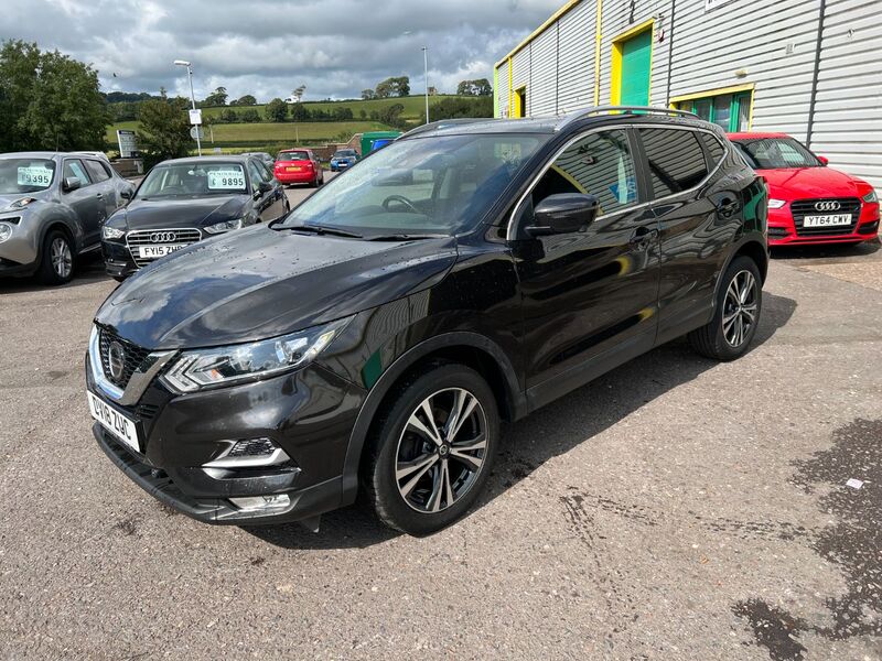 View NISSAN QASHQAI N-CONNECTA DIG-T